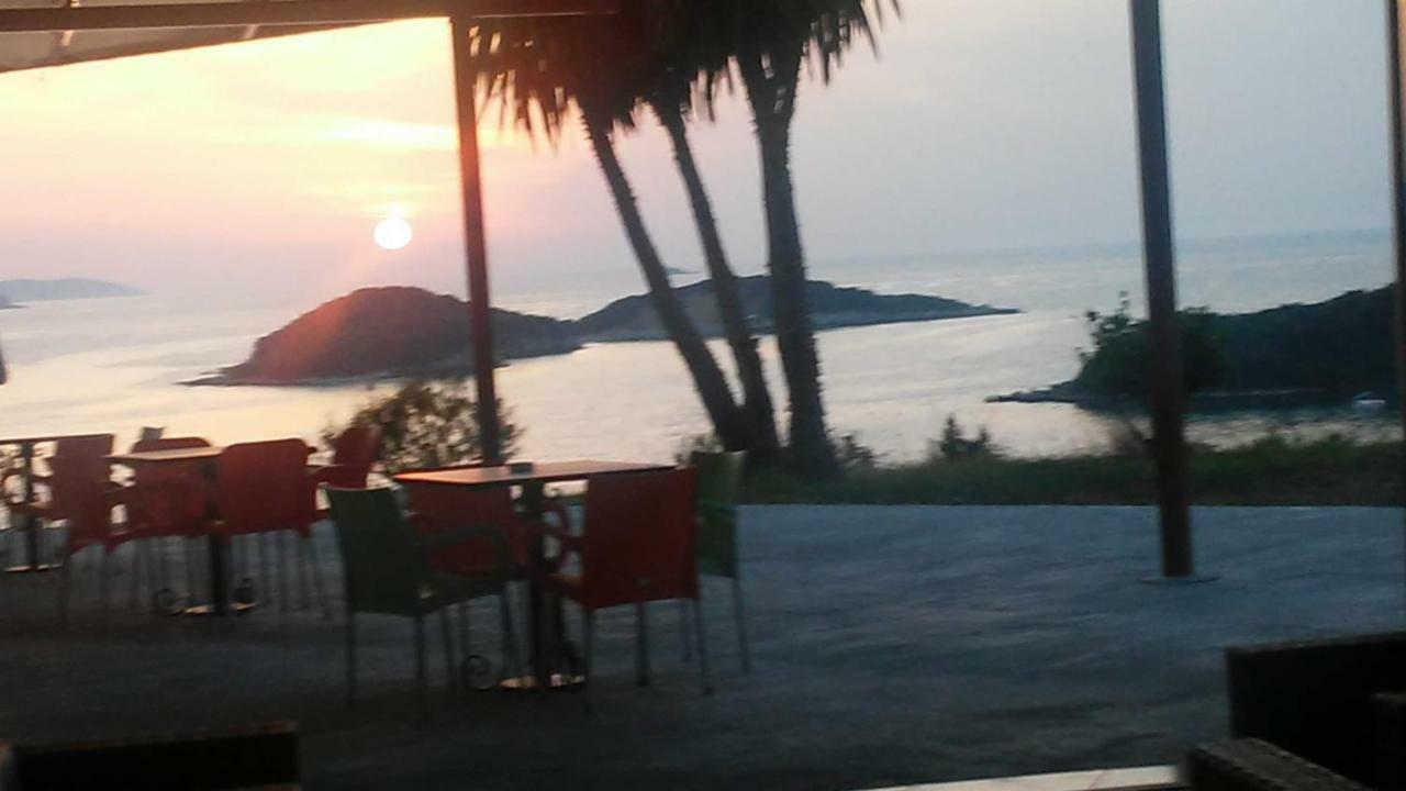Hotel Majestic Ksamil Zewnętrze zdjęcie